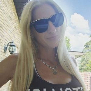 Meet your Posher, Carolyn